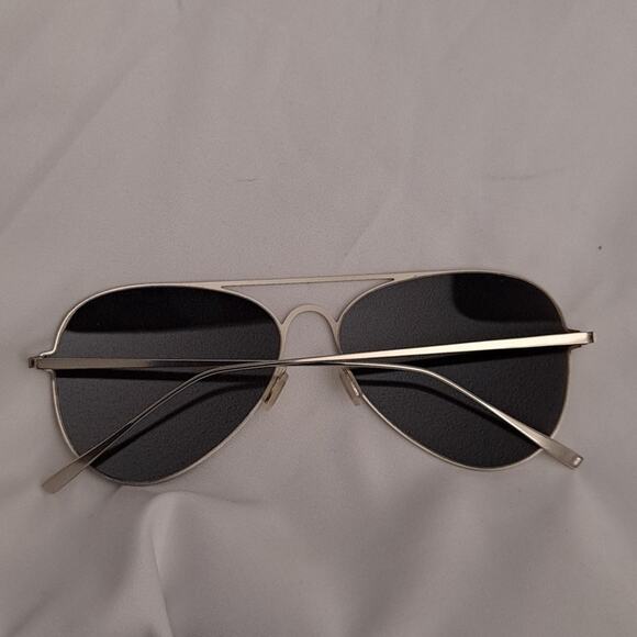 Silver Mira Madison Pilot Mirror Lens Sunglasses - Picture 10 of 10